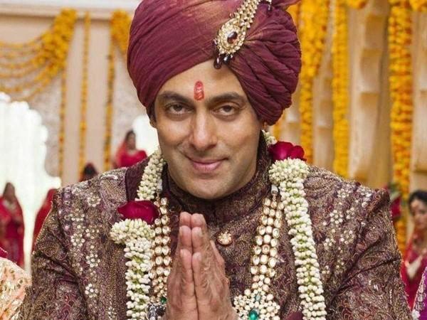 Salman Khan asks astrologer if there is any chance of his marriage