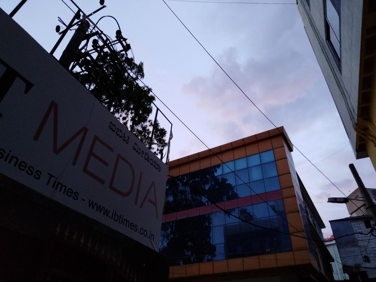 Oppo F17 camera samples