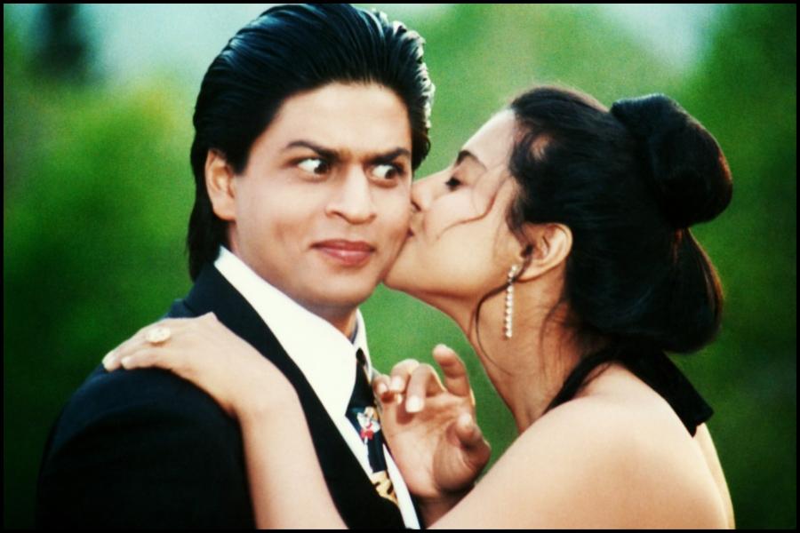 Dil Se, DDLJ — 5 Iconic Shahrukh Khan Movies Where He Was Creepy AF, Not  Romantic
