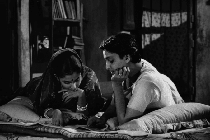 Sharmila Tagore Soumitra Chatterjee