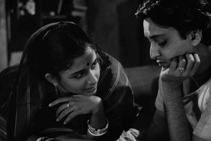 Sharmila Tagore Soumitra Chatterjee