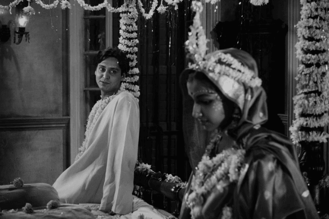 Sharmila Tagore Soumitra Chatterjee