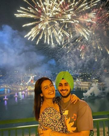 Neha's diwali picture with Rohanpreet