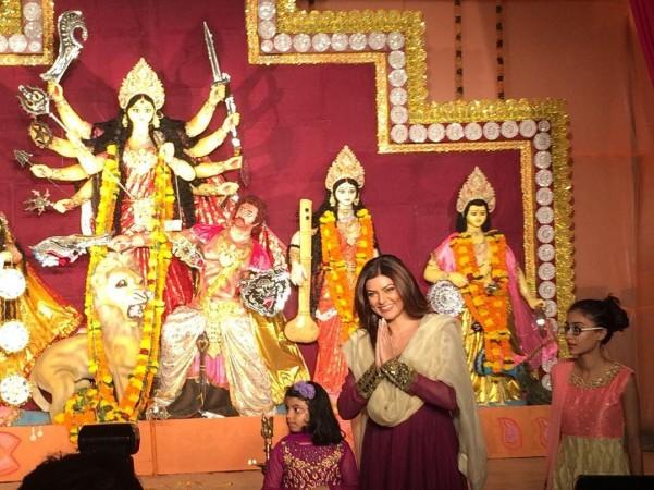 Sushmita sen durga puja pic