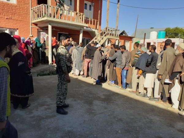 Shopian (J&K): Voters queue up at a polling station to cast their votes for the fifth phase of 2019 Lok Sabha elections, at Wuder of Jammu and Kashmir's Shopian on May 6, 2019. (Photo: IANS/PIB) Shopian (J&K): Voters queue up at a polling station to cast their votes for the fifth phase of 2019 Lok Sabha elections, at Wuder of Jammu and Kashmir's Shopian on May 6, 2019. (Photo: IANS/PIB)