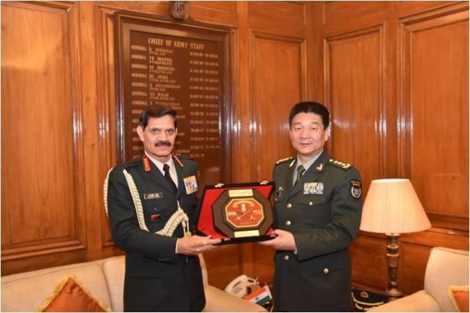 General Zhao Zongqi, Western Theatre Commander with then Army Chief General Dalbir Singh Suhag in 2016. General Zhao Zongqi