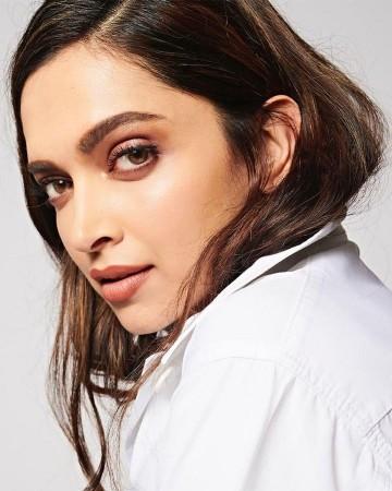 Deepika Padukone Tests Positive For Covid-19 After Her Family; Father 