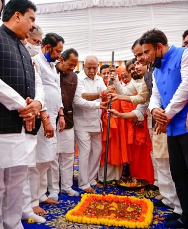 Karnatak CM laying foundation stone of anubhava mantapa anubhava mantapa