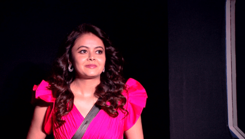 Devoleena enters