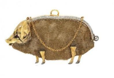 Edwina's Evening Bag: An unusual and amusing gem-set gold mesh purse by Lacloche Frères, Paris, circa 1905 (est. £2,000-3,000) is to be auctioned at Sotheby's London Edwin'a evening bag