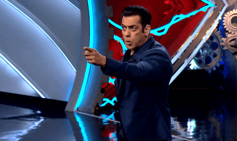 BB 14:Salman Khan angrily tells Rakhi Sawant to quit, lambasts at