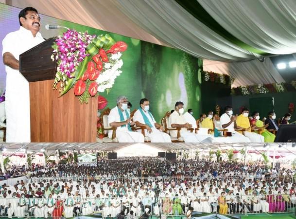 Tamil Nadu Chief Minister Edappadi K.Palaniswami launching the new river linking project Edapaddi Palaswamy