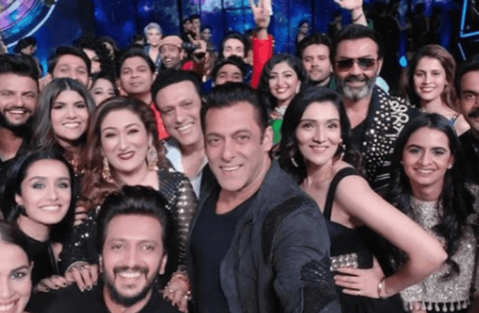 Salman Khan mega selfie Salman Khan mega selfie