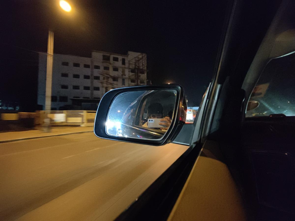 OnePlus 9 Pro camera sample - Low light OnePlus 9 Pro camera sample