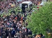 Scotland police frees 2 indian immigrants from detention van