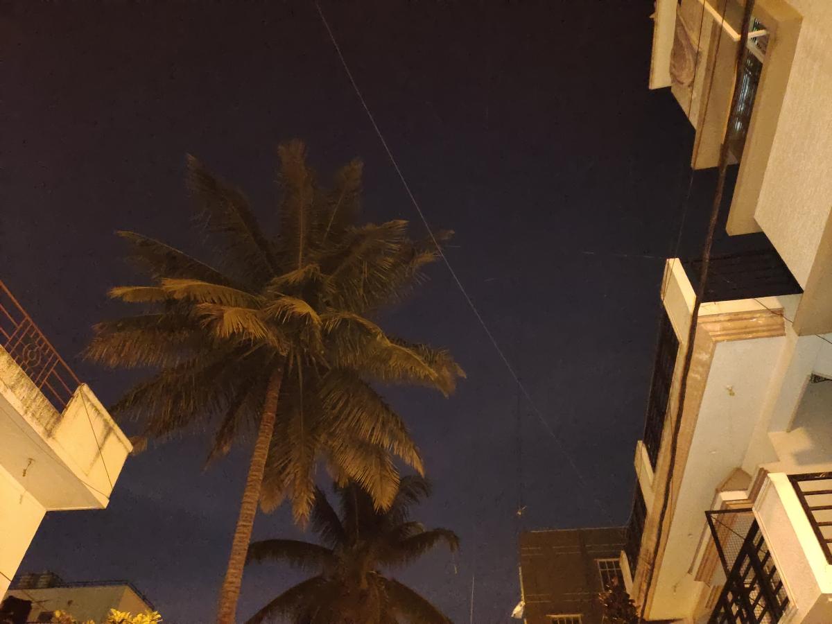 iQoo 7 camera sample - low light without night mode iQoo 7 camera sample