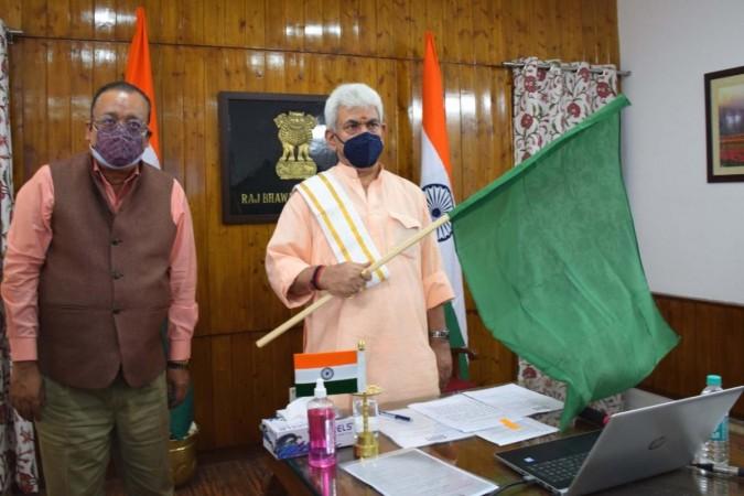 Lieutenant Governor, Manoj Sinha flagging off first consignment of liquor nano urea Lieutenant Governor, Manoj Sinha flagging off first consignment of liquor nano urea