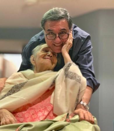 Boman Irani with his mother Boman Irani