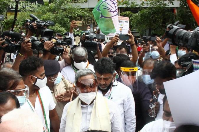 Karnataka Congress leaders held for protesting fuel price hike