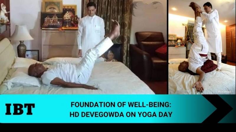 HD Devegowda's yoga skills put many to shame; customary pics going viral [photos]