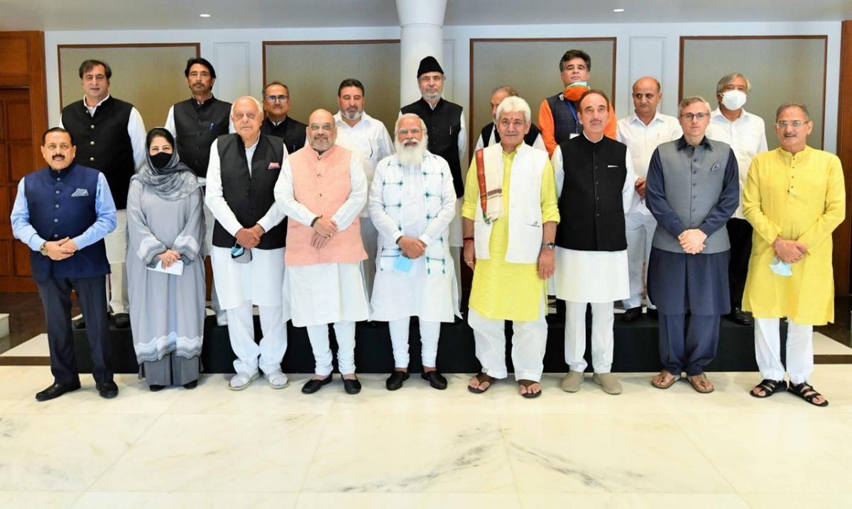 PM Modi meets J&K's top leaders; First pictures from crucial meeting [see pictures]