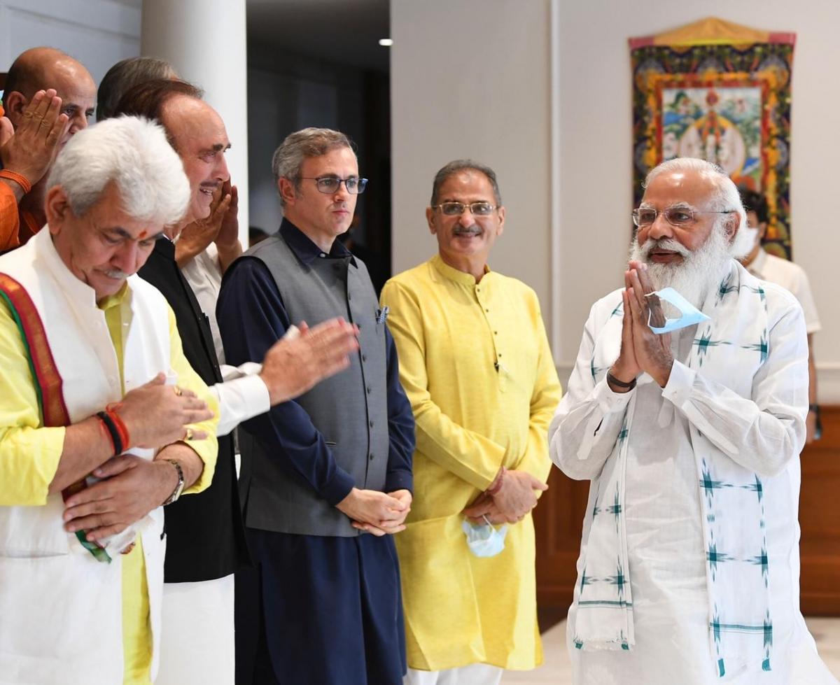 PM Modi meets J&K's top leaders; First pictures from crucial meeting [see pictures]