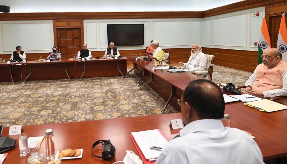 PM Modi meets J&K's top leaders; First pictures from crucial meeting [see pictures]