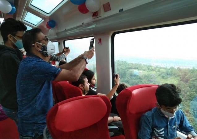 Train with a view: Railways launches Vistadome coach on Mumbai-Pune route Vistadome coaches