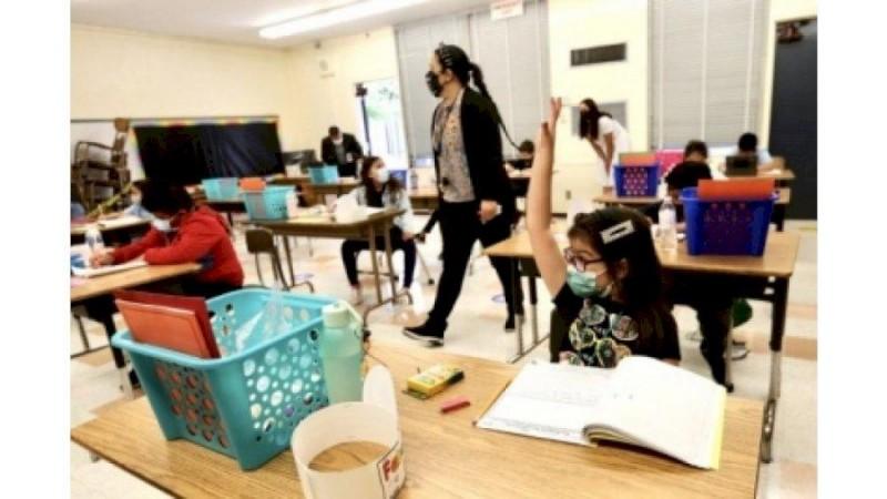 Masks recommended in US schools for everyone over 2 yrs
