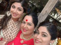 Shilpa Shetty with family