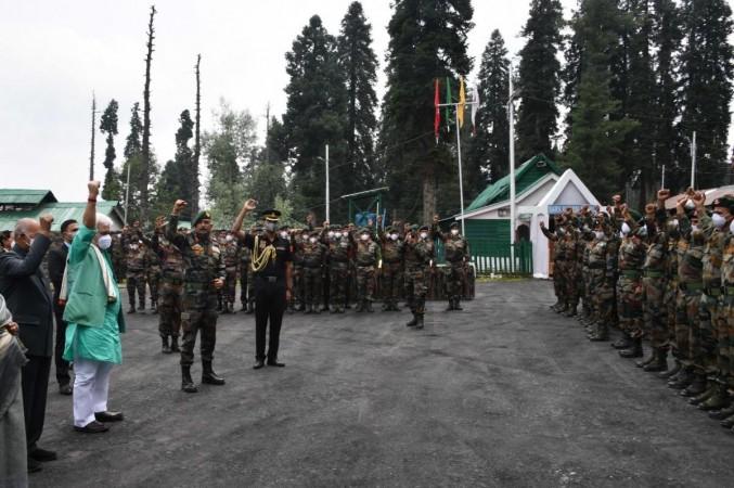 President Kovind pays homage to Kargil heroes