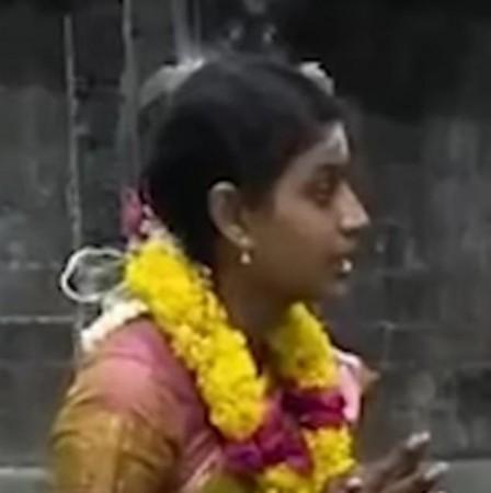 A video grab from Suhanjana's recital at Dhenupureeswarar Temple A video grab from Suhanjana's recital at Dhenupureeswarar Temple
