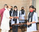 High schools, pre-university colleges opened in Karnataka from today, crowd of students.