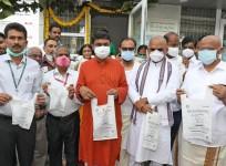 DRDO's biodegradable bags for Tirumala laddus