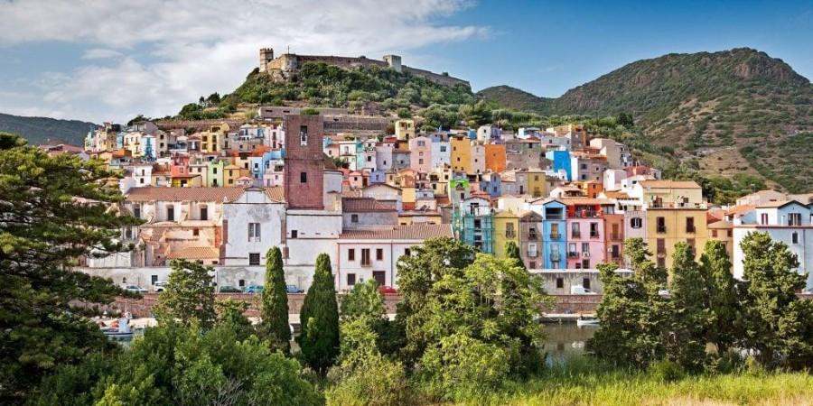 Many homes in Italian countryside have been lying abandoned in the past few years Many homes in Italian countryside have been lying abandoned in the past few years