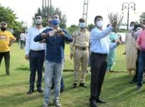 Divisional Commissioner Jammu Dr Raghav Langer flying kite during Kite Festival