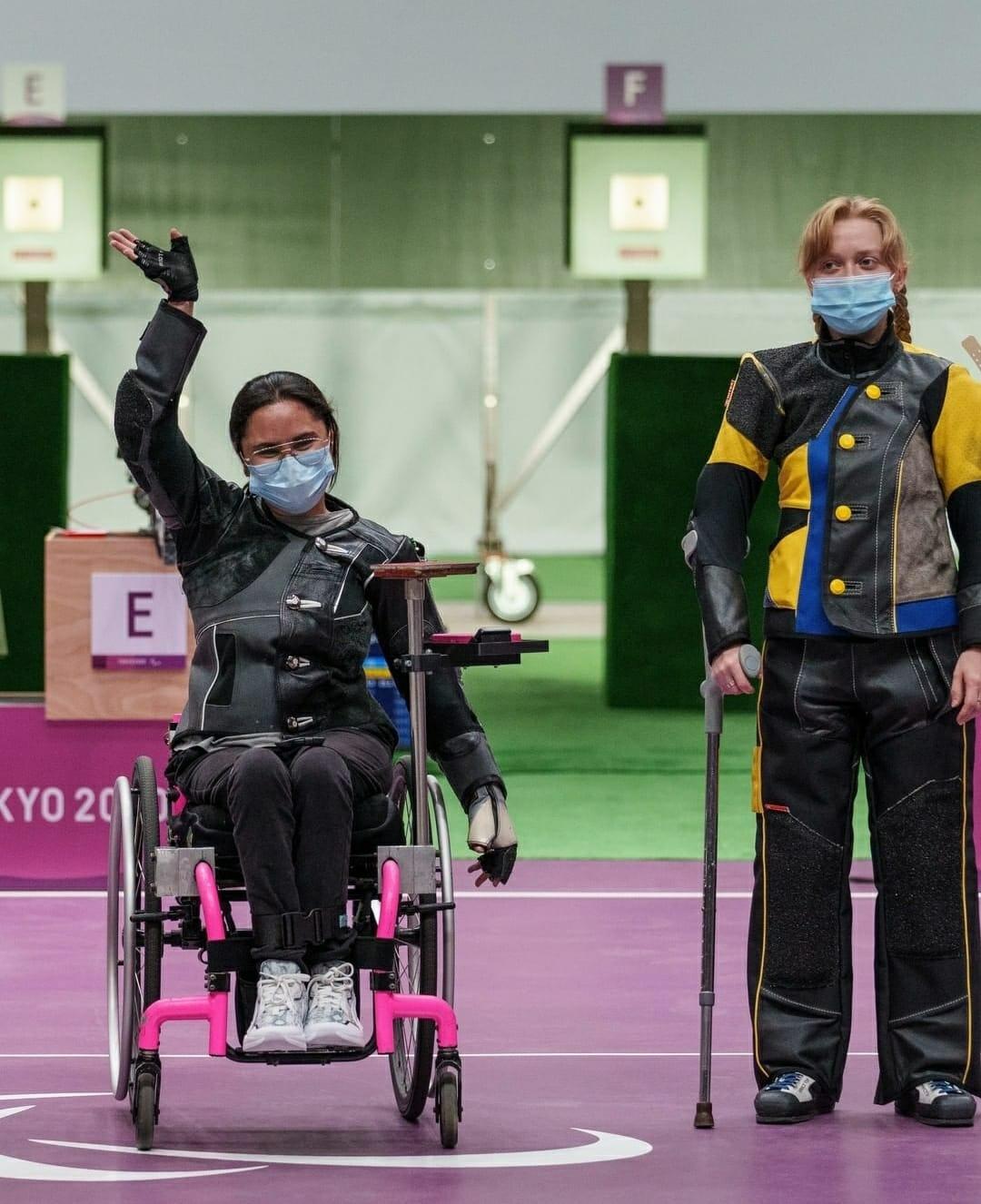 Gold for shooter Avani Lekhara at Tokyo Paralympics; bent to shooting  inspired by Abhinav Bindra - IBTimes India