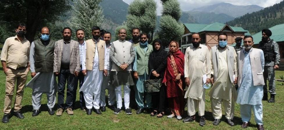 Lok Sabha Speaker Om Birla with Panchayat members