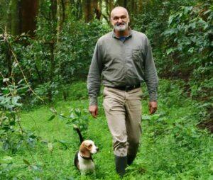 Wildlife activist DV Suresh, colleagues attacked in Karnataka; FIR lodged, manhunt launched [video]