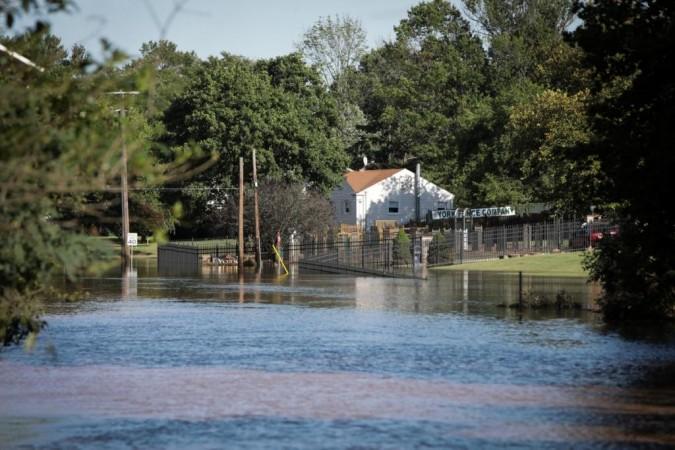 Storm-triggered rain, floods kill over 40 people in US