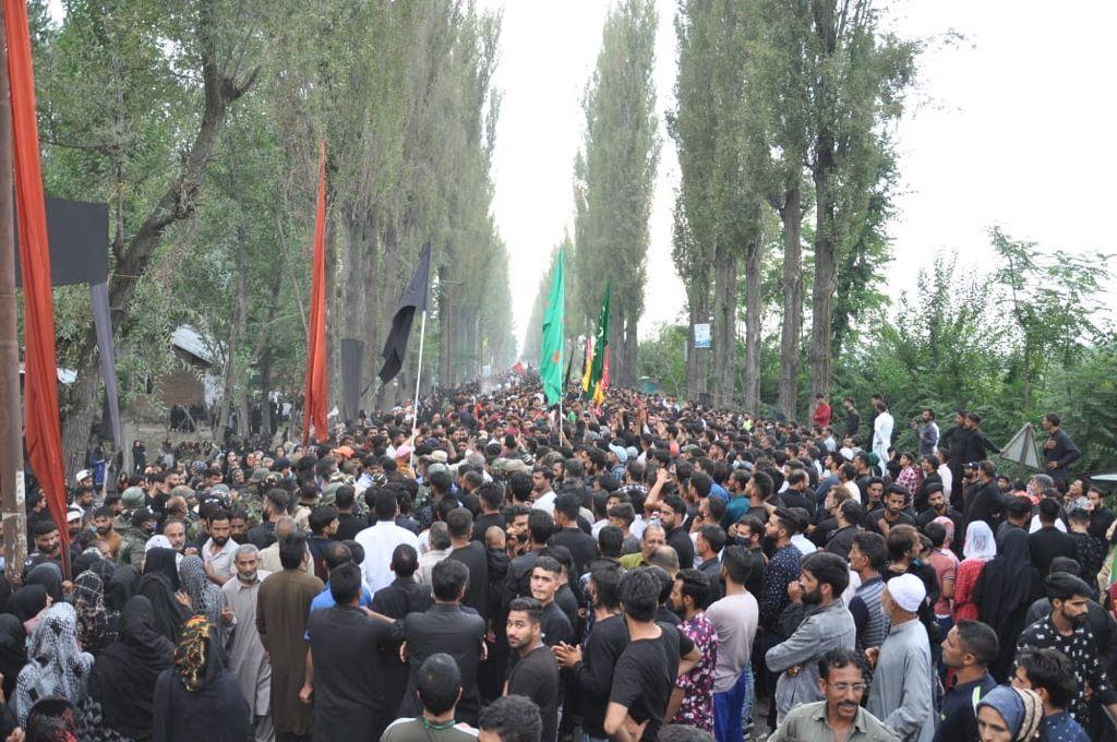 J&K's Muharram procession in photos; Kashmir not under lockdown [proof here]