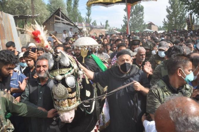 J&K's Muharram procession in photos; Kashmir not under lockdown [proof here]