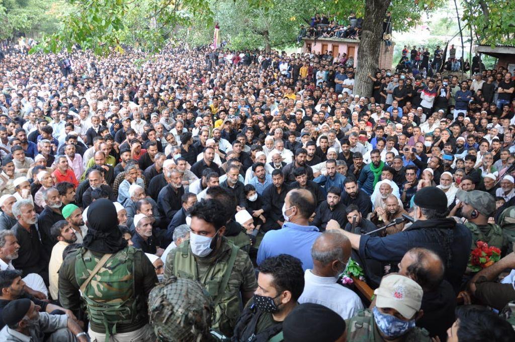 J&K's Muharram procession in photos; Kashmir not under lockdown [proof here]