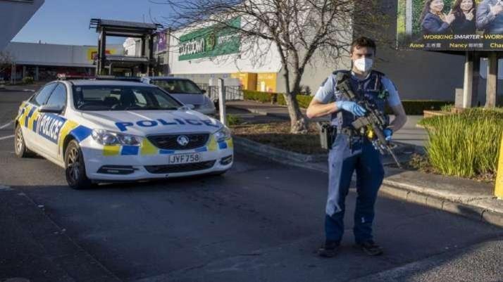 NZ supermarket chain removes knives, scissors after terror attack