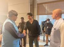 Shashi Tharoor meeting Mahesh Babu