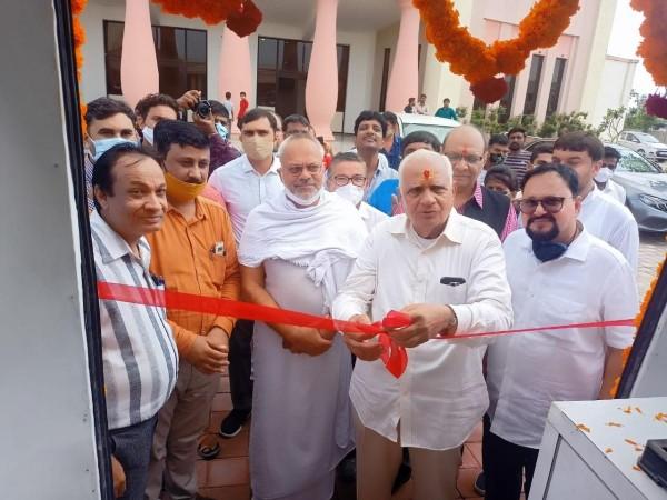 PM Modi's b'day celebrations echo in US, India; differently-abled find reason to cheer [details]