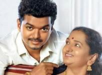 Vijay with mother SA Chandrasekhar