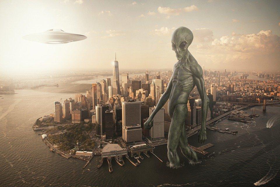 Illustration of an alien invasion