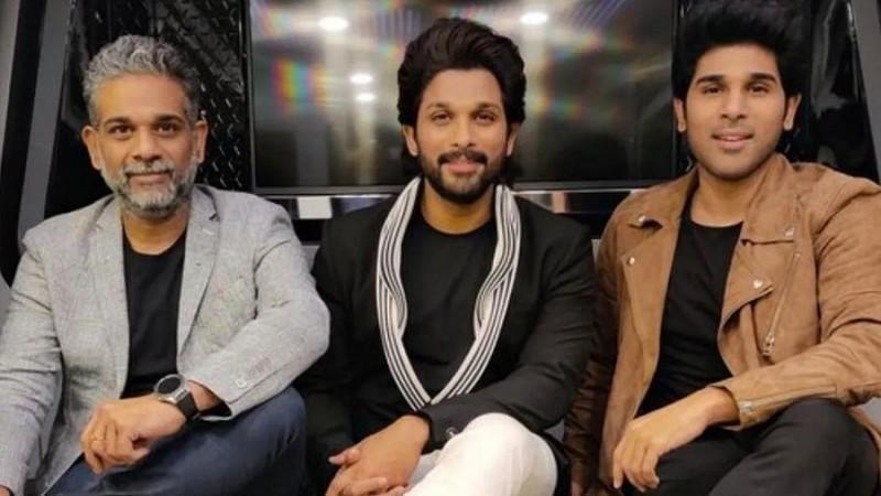 Allu Arjun with his brothers Allu Arjun with his brothers