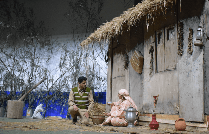 Urdu play of fisherman's family takes art lovers on emotional rollercoaster at SKICC [details]